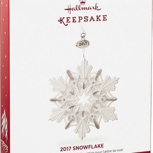 ISO Hallmark 2017 Snowflake